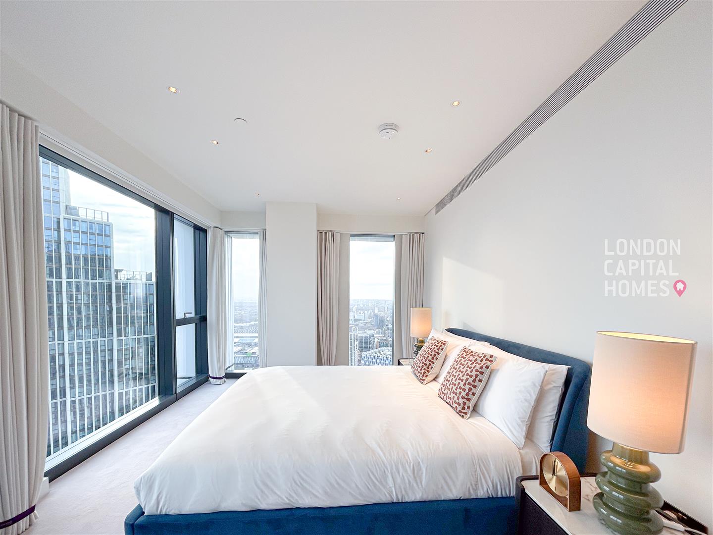 2 bed property in 1 Nine Elms Lane, LONDON